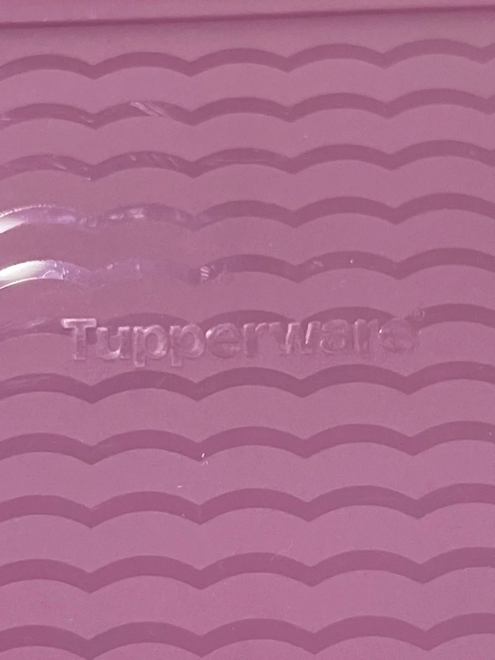 Purple Tupperware Fridgesmart Veggie/Fruit Storage container